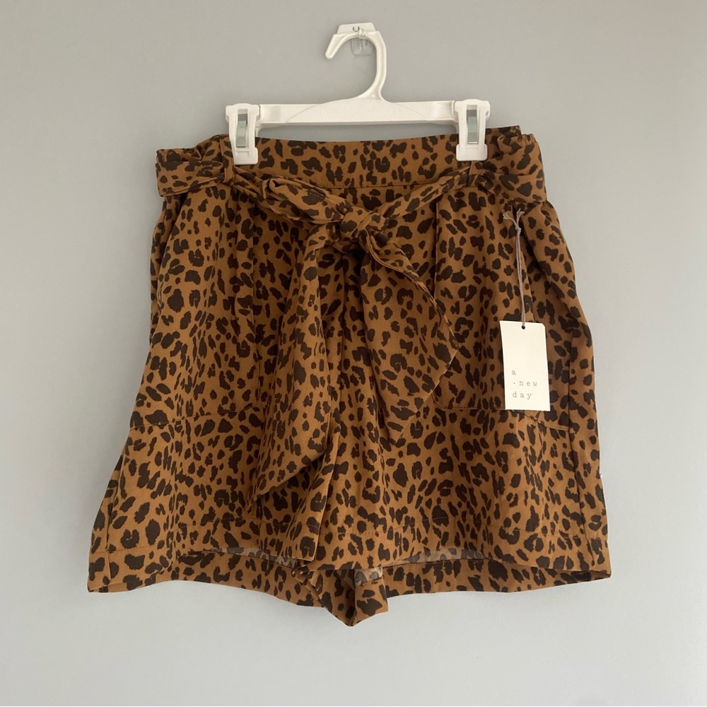 A New Day Animal Print Shorts NWT - Picture 7 of 7